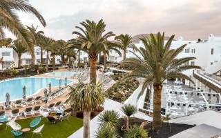 Labranda Corralejo Village